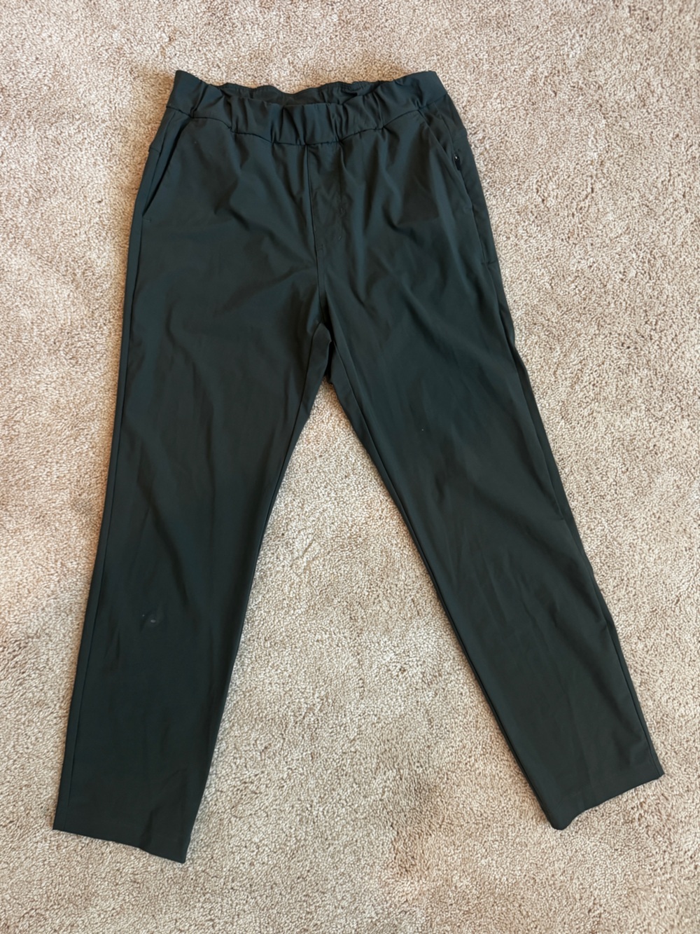 Vuori Women’s Ripstop Pants Size Small Dark Green Elastic Waist Straight Leg